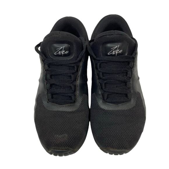 Nike Air Max Zero Essential black on black sneakers Sz 2 Youth - Picture 2 of 9